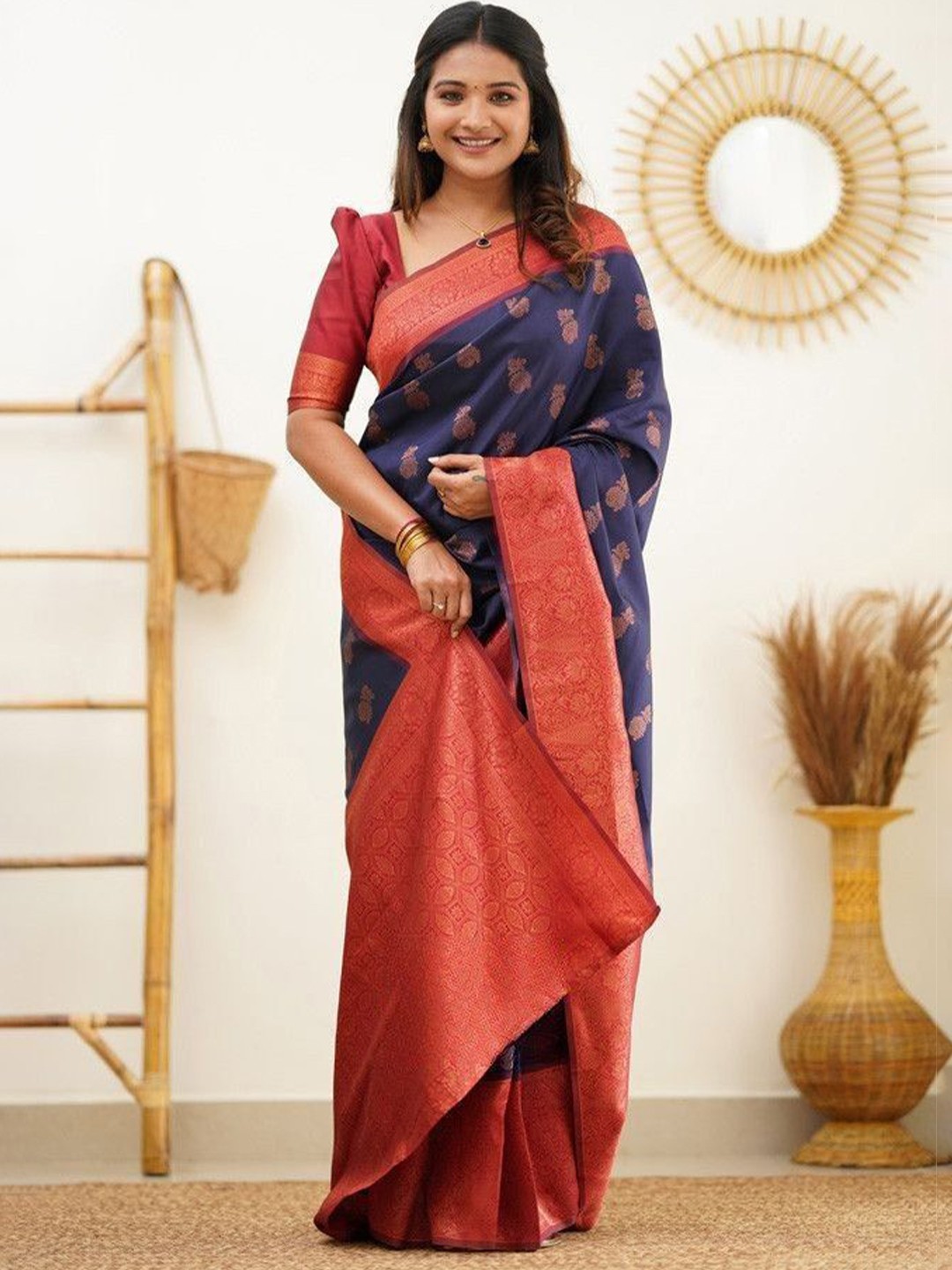 

Taslar Ethnic Motifs Woven Design Zari Pure Silk Banarasi Saree, Blue