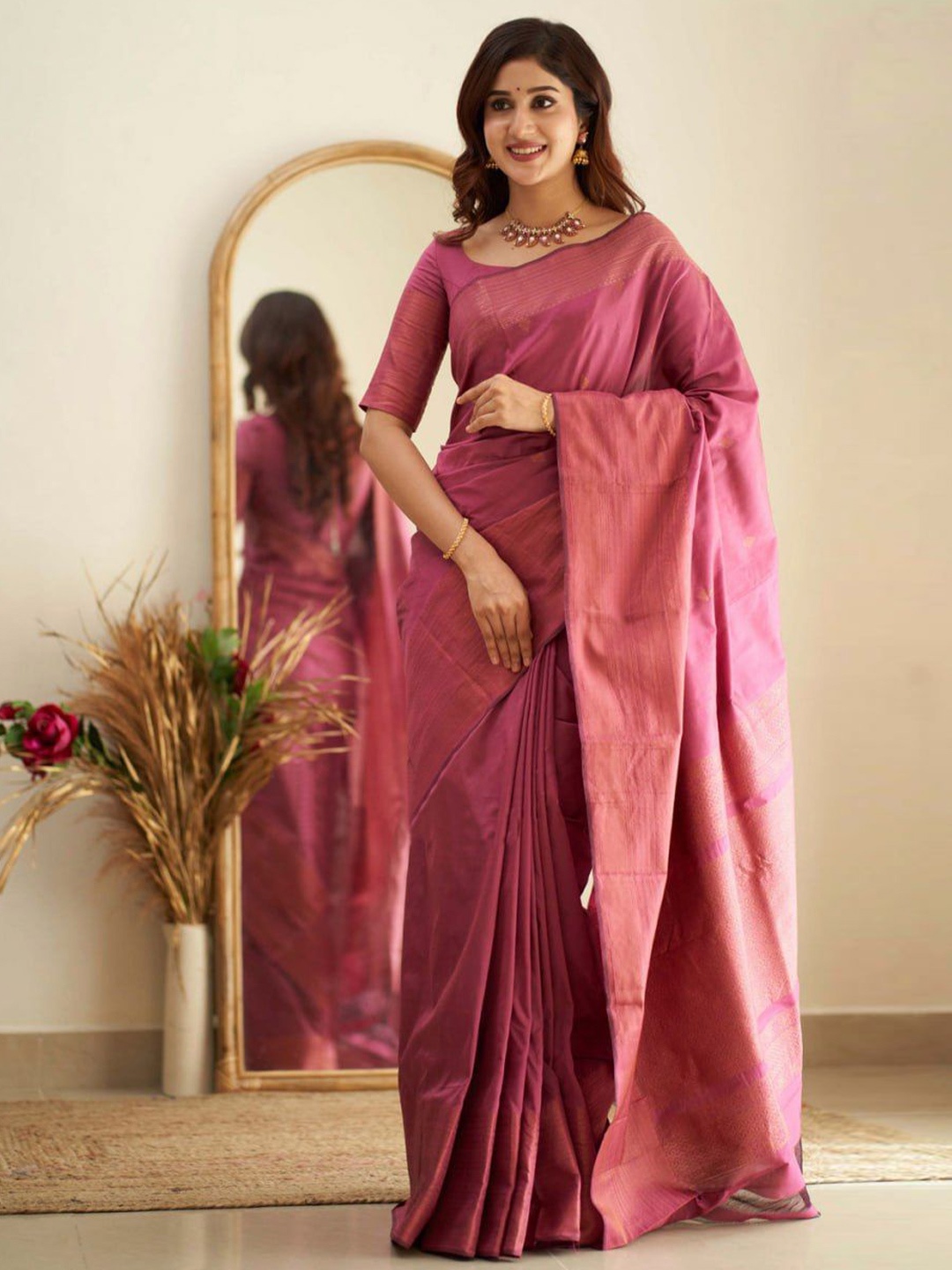 

Taslar Ethnic Motifs Woven Design Zari Pure Silk Banarasi Saree, Pink