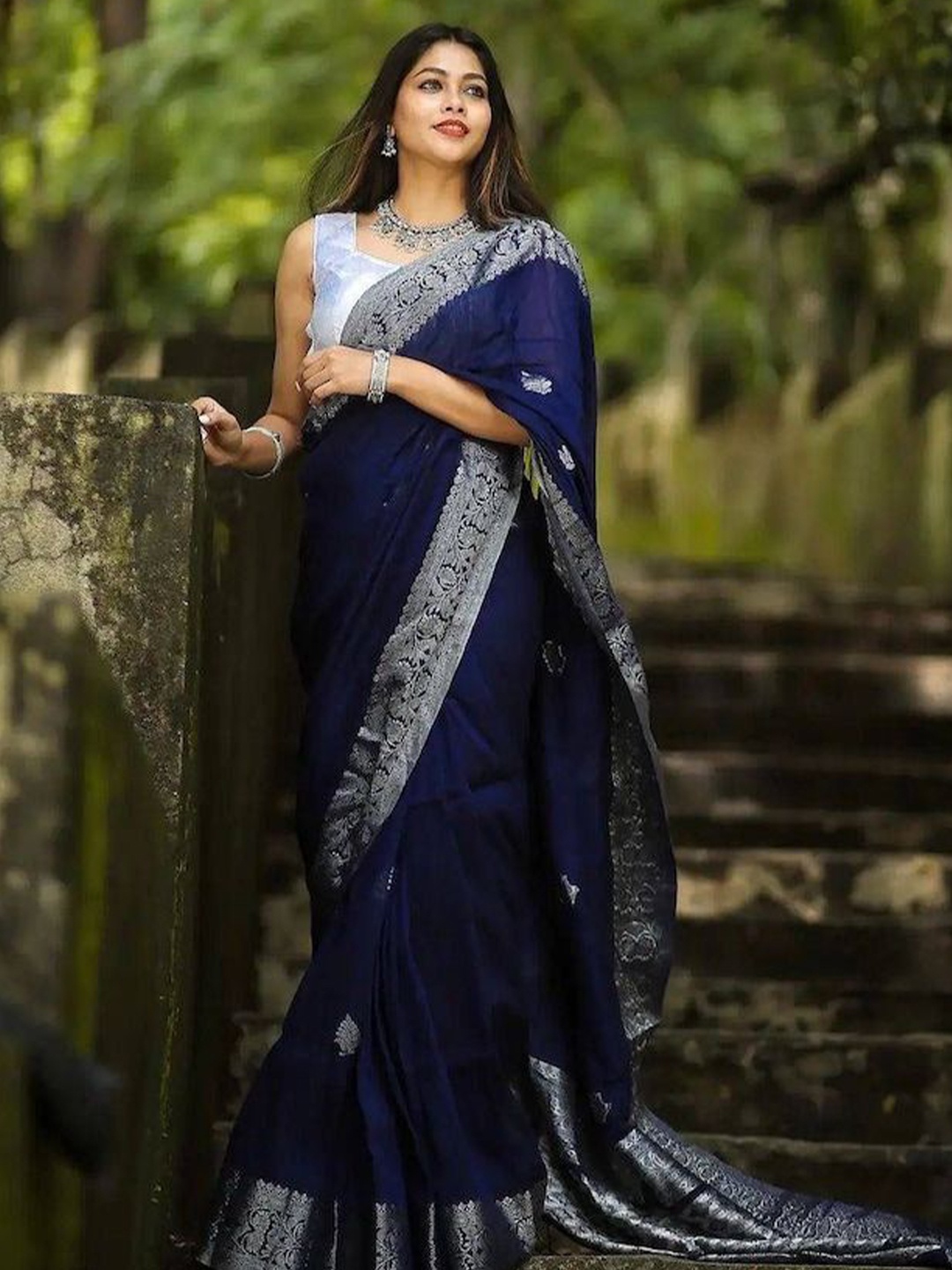 

Taslar Woven Design Pure Silk Banarasi Saree, Blue