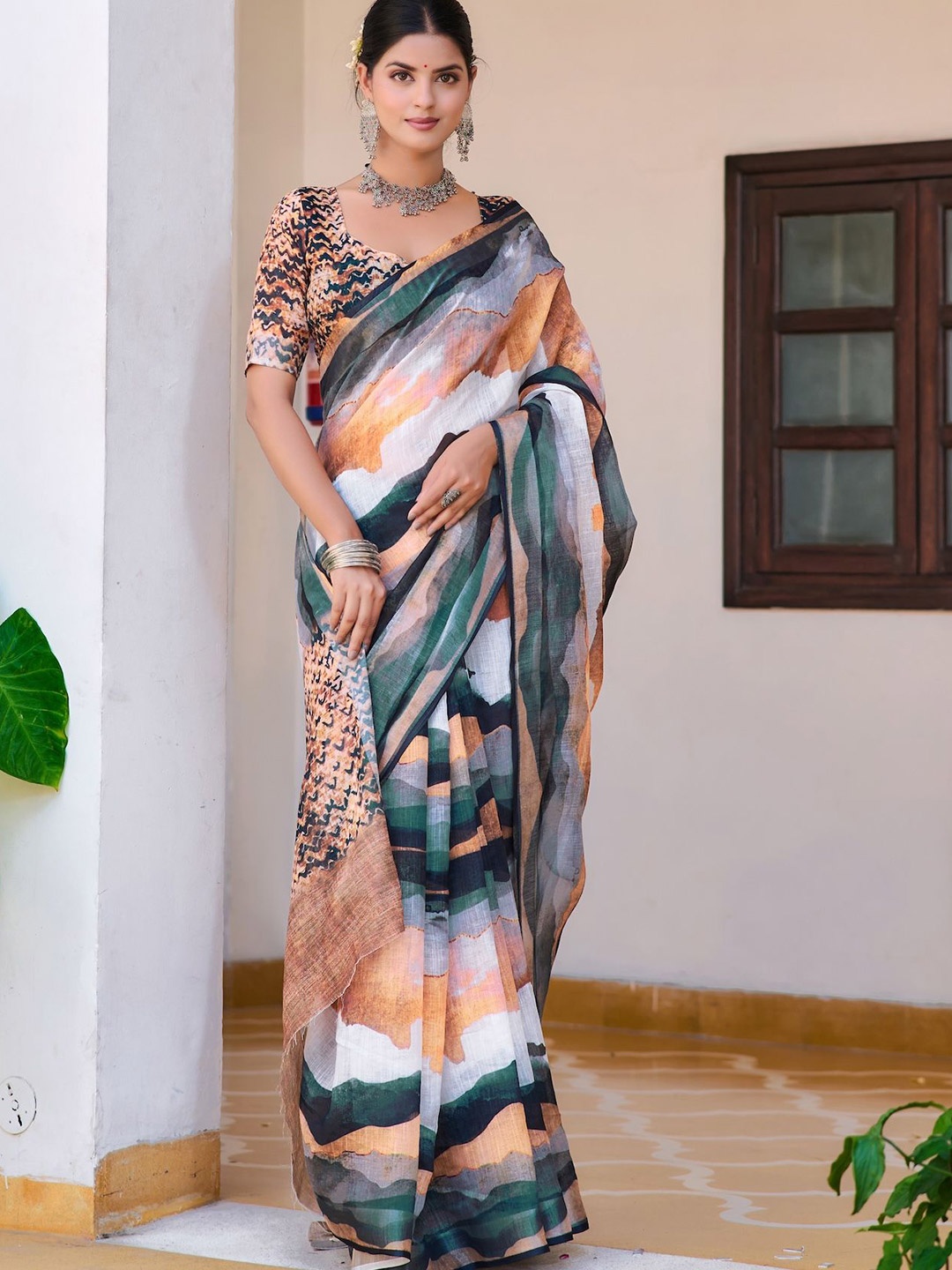 

Celeb Styles Abstract Saree, Green