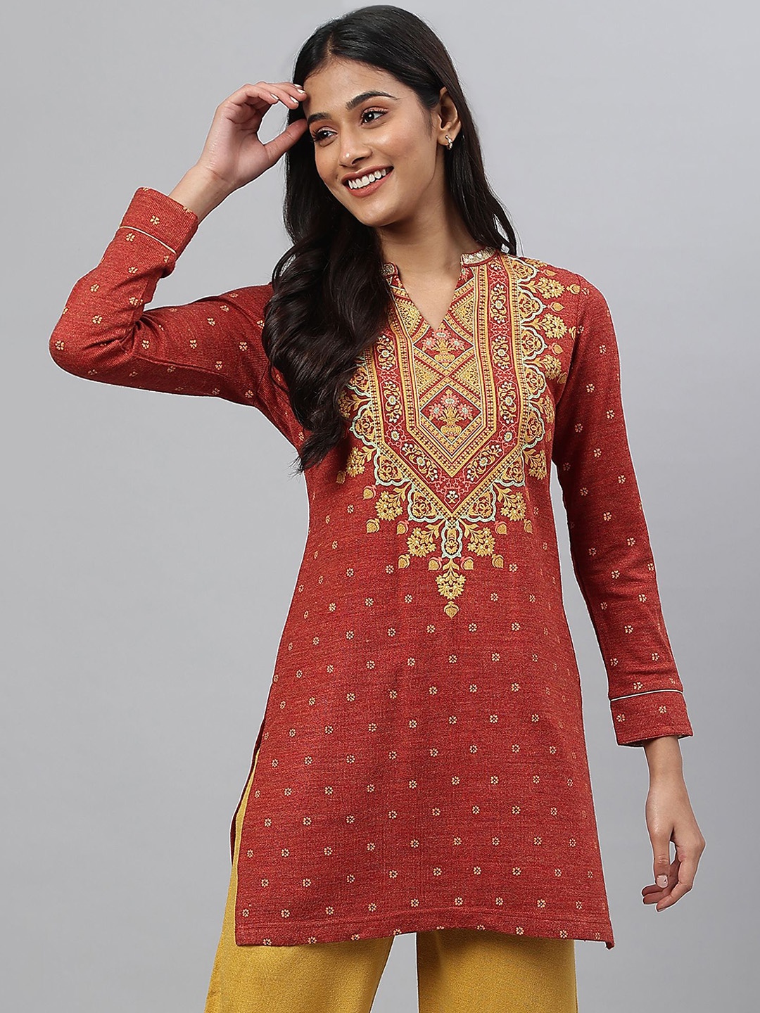 

AURELIA Ethnic Motifs Printed Mandarin Collar Straight Kurta, Red