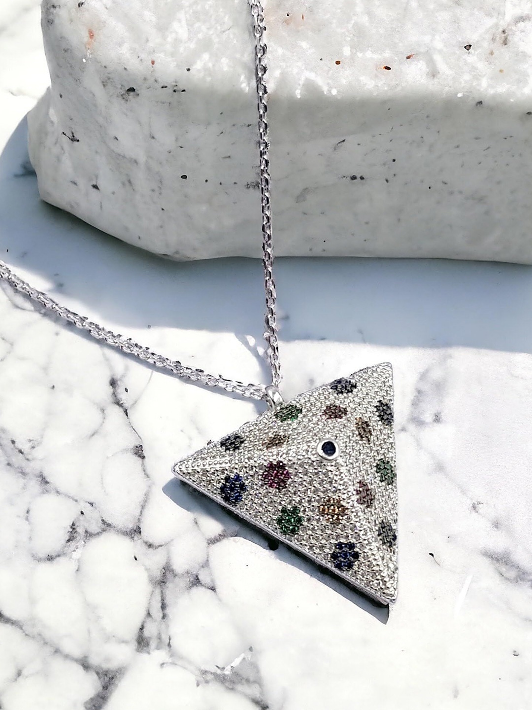 

AMONROO 925 Sterling Silver Rhodium-Plated CZ Studded Big Triangle Pyramid Pendant Chain