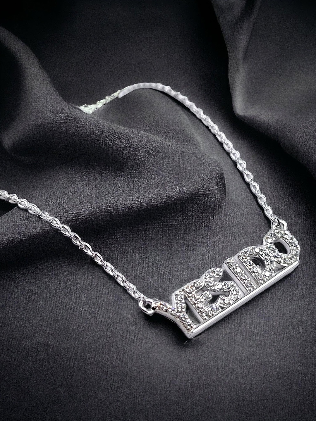 

AMONROO 925 Sterling Silver Rhodium-Plated CZ Studded Yes I Do Written Pendant Chain