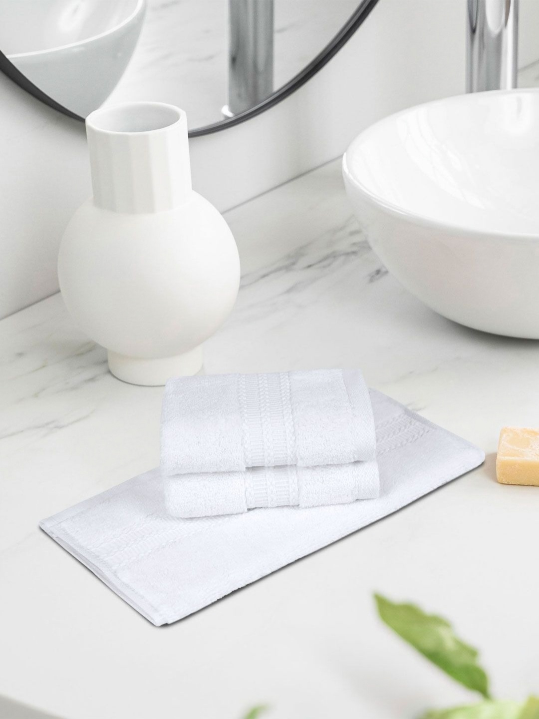 

MYTRIDENT White Striped 625 GSM Pure Cotton 625 GSM Face Towels