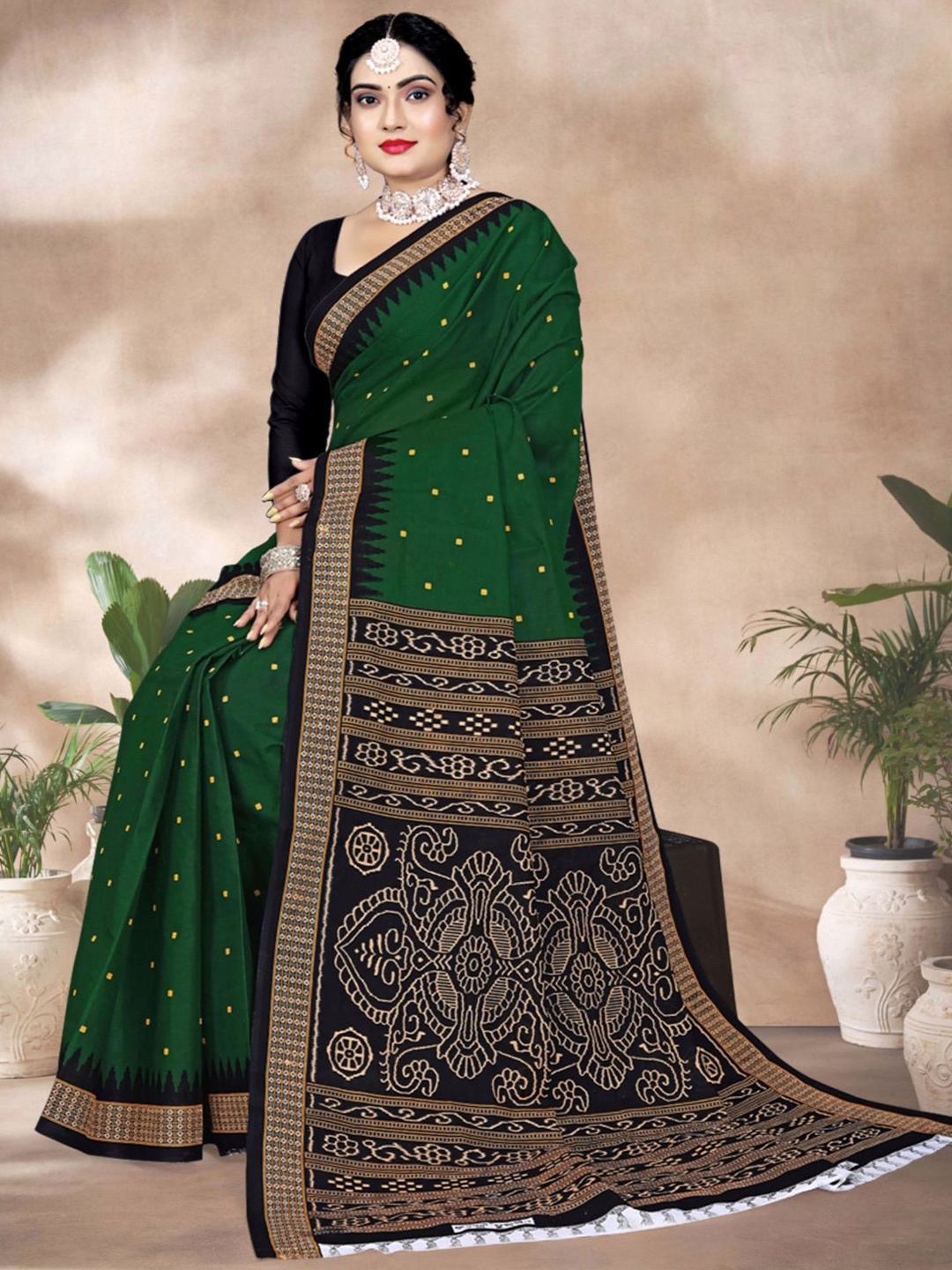 

tulsi Women Woven Design Pure Cotton Ikat Saree, Green