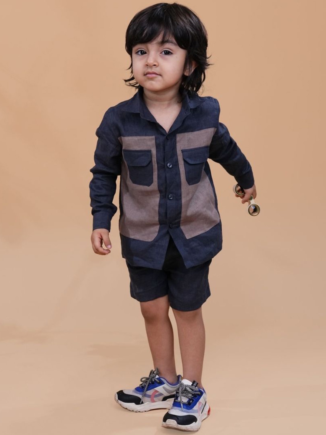 

Funny Bones Clothings Boys Colourblocked Shirt Collar Long Sleeves Linen Shirt & Shorts, Grey