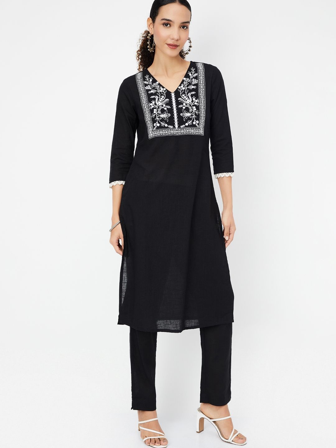 

max Floral Yoke Design Thread Work Pure Cotton Straight Kurta With Trouser, Black