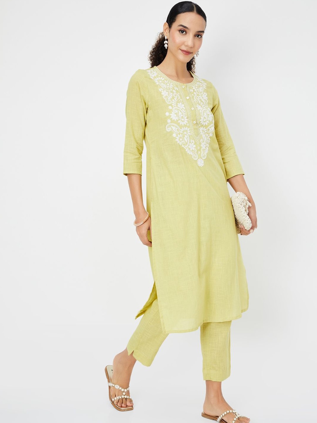 

max Ethnic Motifs Embroidered Straight Kurta with Trousers, Green