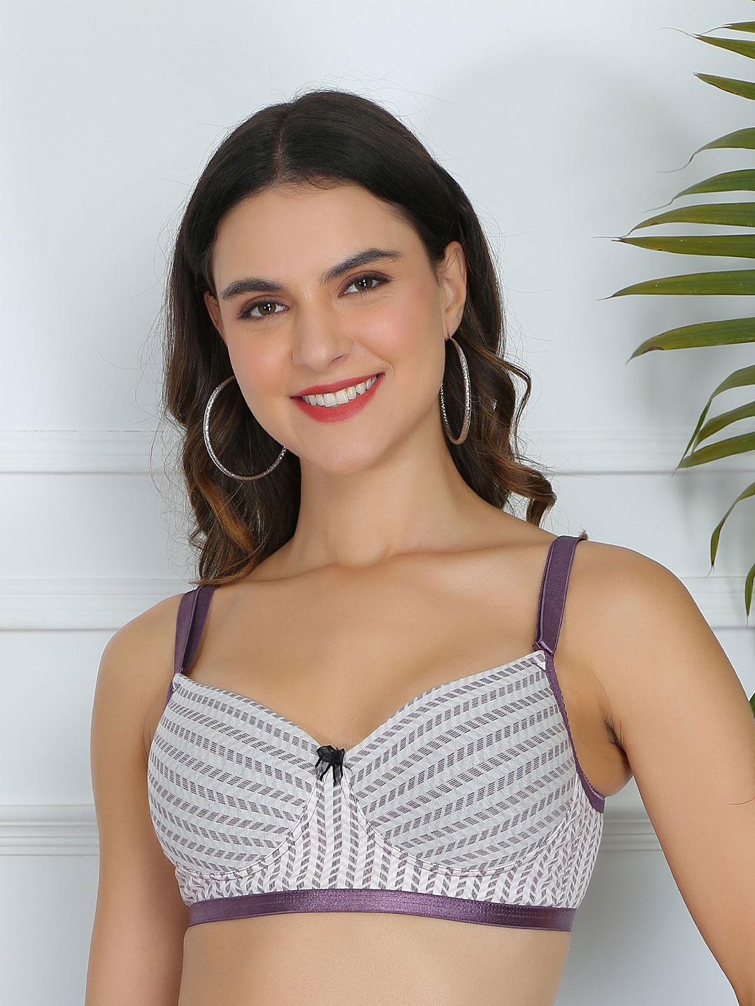 

DressBerry Full Coverage Lightly Padded Cotton T-shirt Bra, White