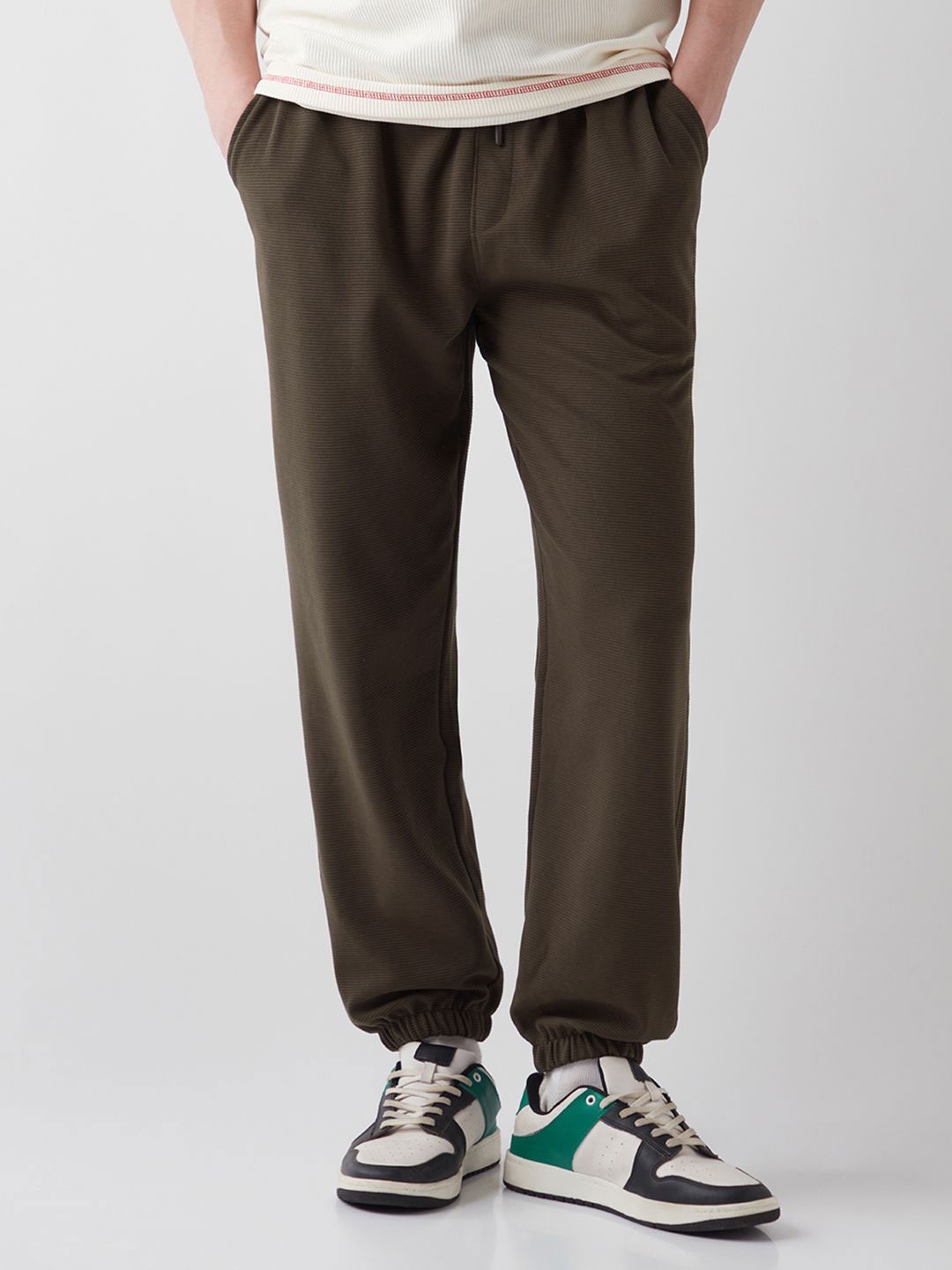 

Bewakoof Heavy Duty 1.0 Men's Chocolate Brown Textured Joggers