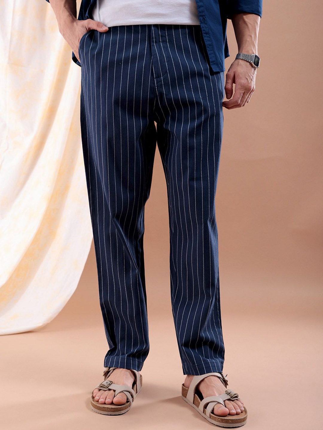 

The Indian Garage Co. Men Cotton Striped Tapered Fit Trousers, Navy blue