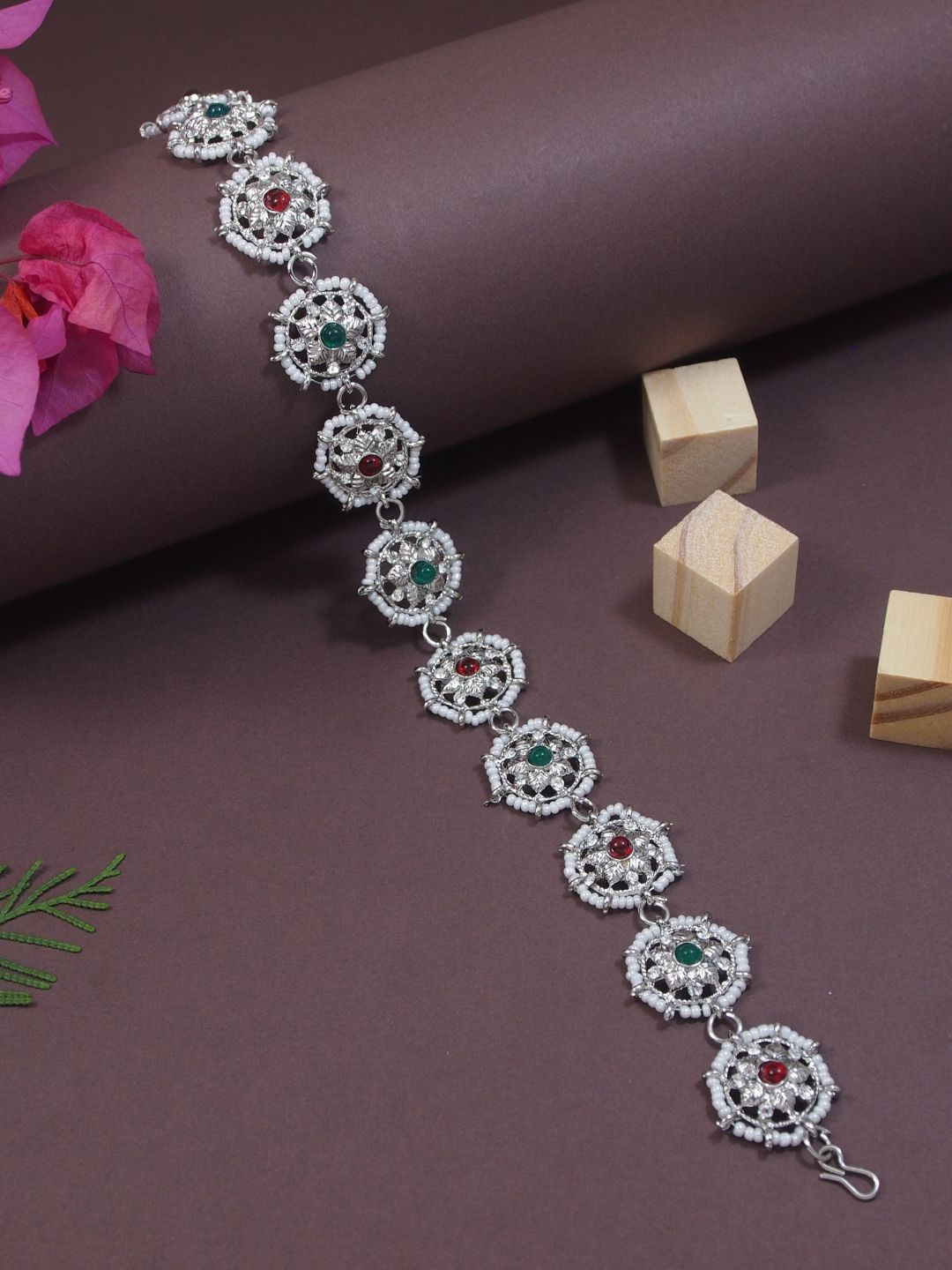 

I Jewels Silver-Plated Kundan Pearl Studded Matha Patti Sheeshphool