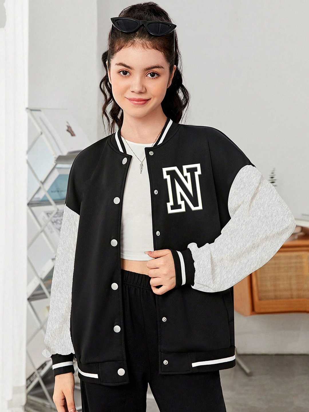 MODARUE Girls Stand Collar Colourblocked Fleece Casual Varsity Jacket, Black