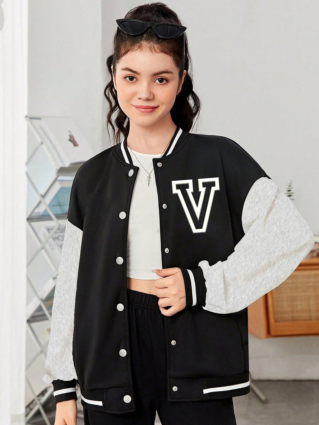 

MODARUE Girls Stand Collar Typography Printed Fleece Casual Varsity Jacket, Black