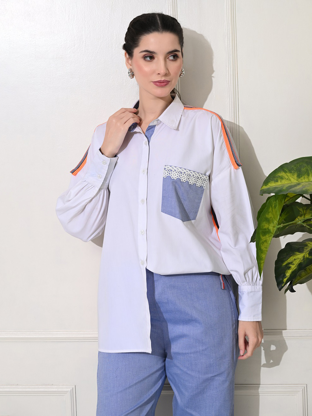 

YELLOW PARROT Colourblocked Shirt Collar Long Sleeves Pure Cotton Shirt With Trouser, White