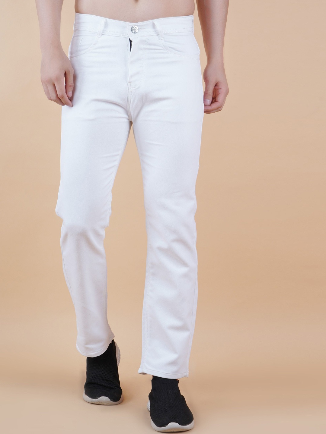 

LINARIA Men Classic Slouchy Fit Jeans, White