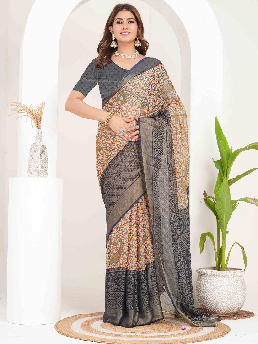 

EMV Floral Printed Pure Chiffon Saree, Brown