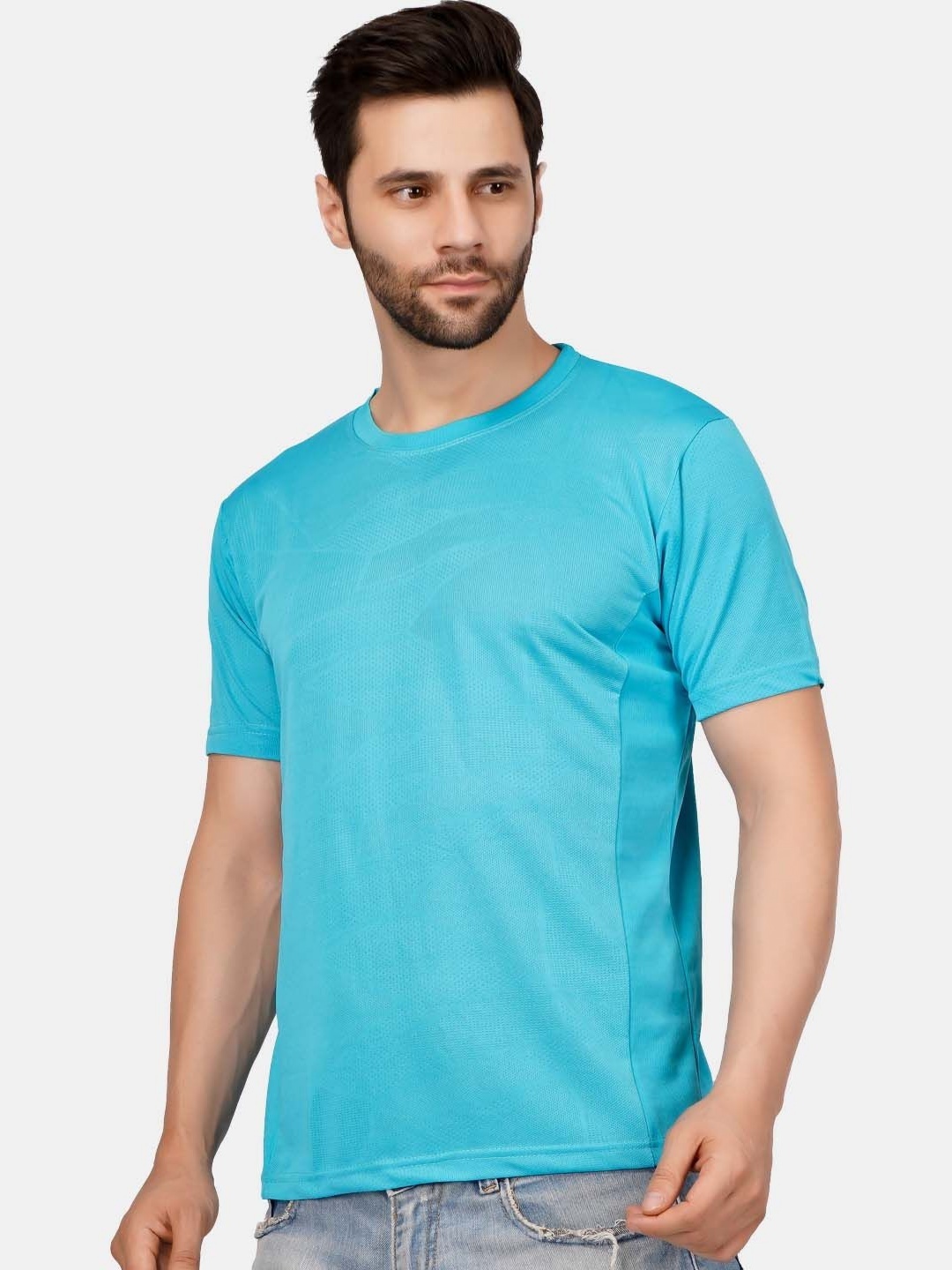 

Greylongg Men Solid Round Neck T-shirt, Turquoise blue