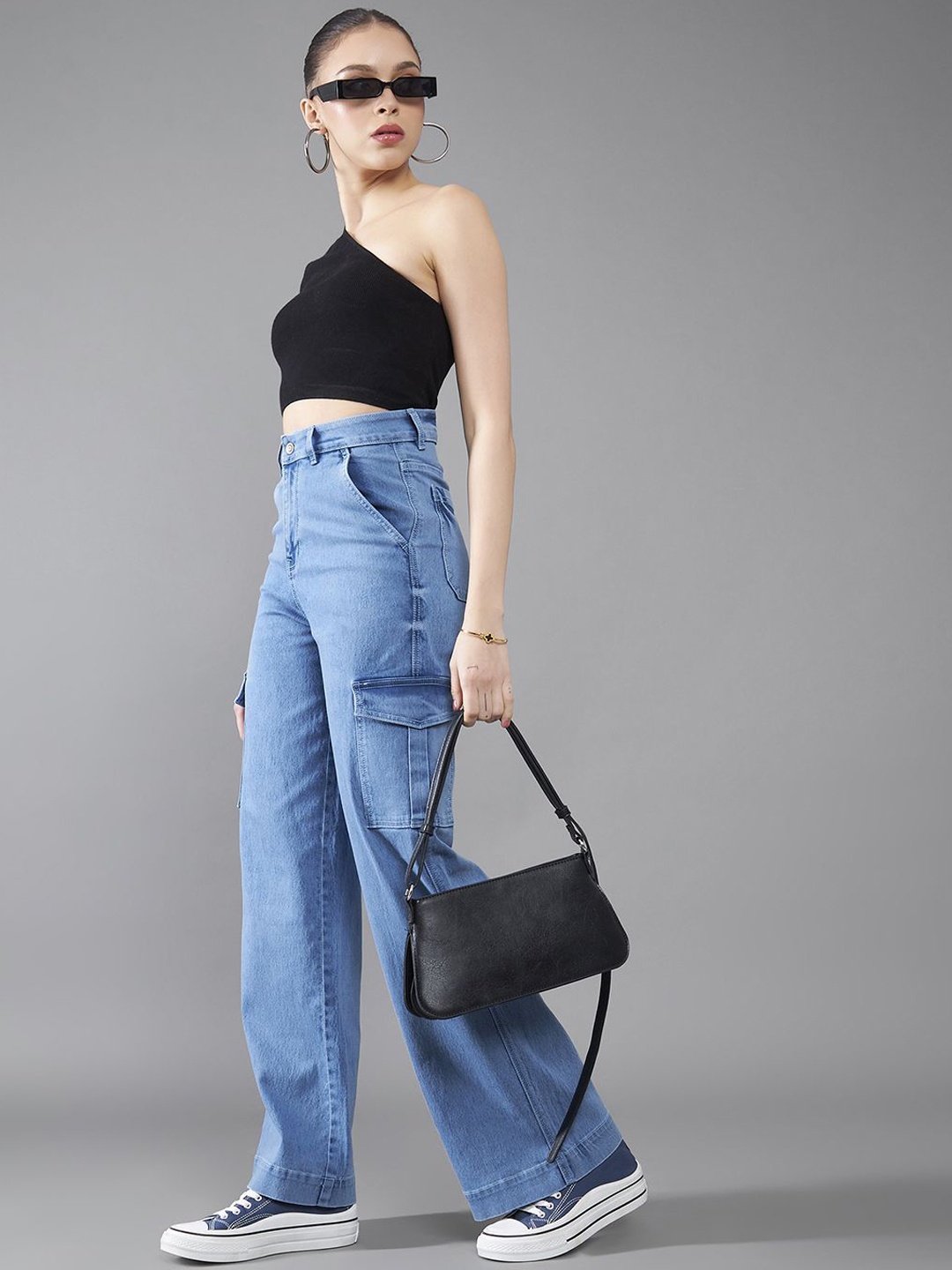 

DOLCE CRUDO Women Wide Leg High-Rise Stretchable Cargo Jeans, Blue