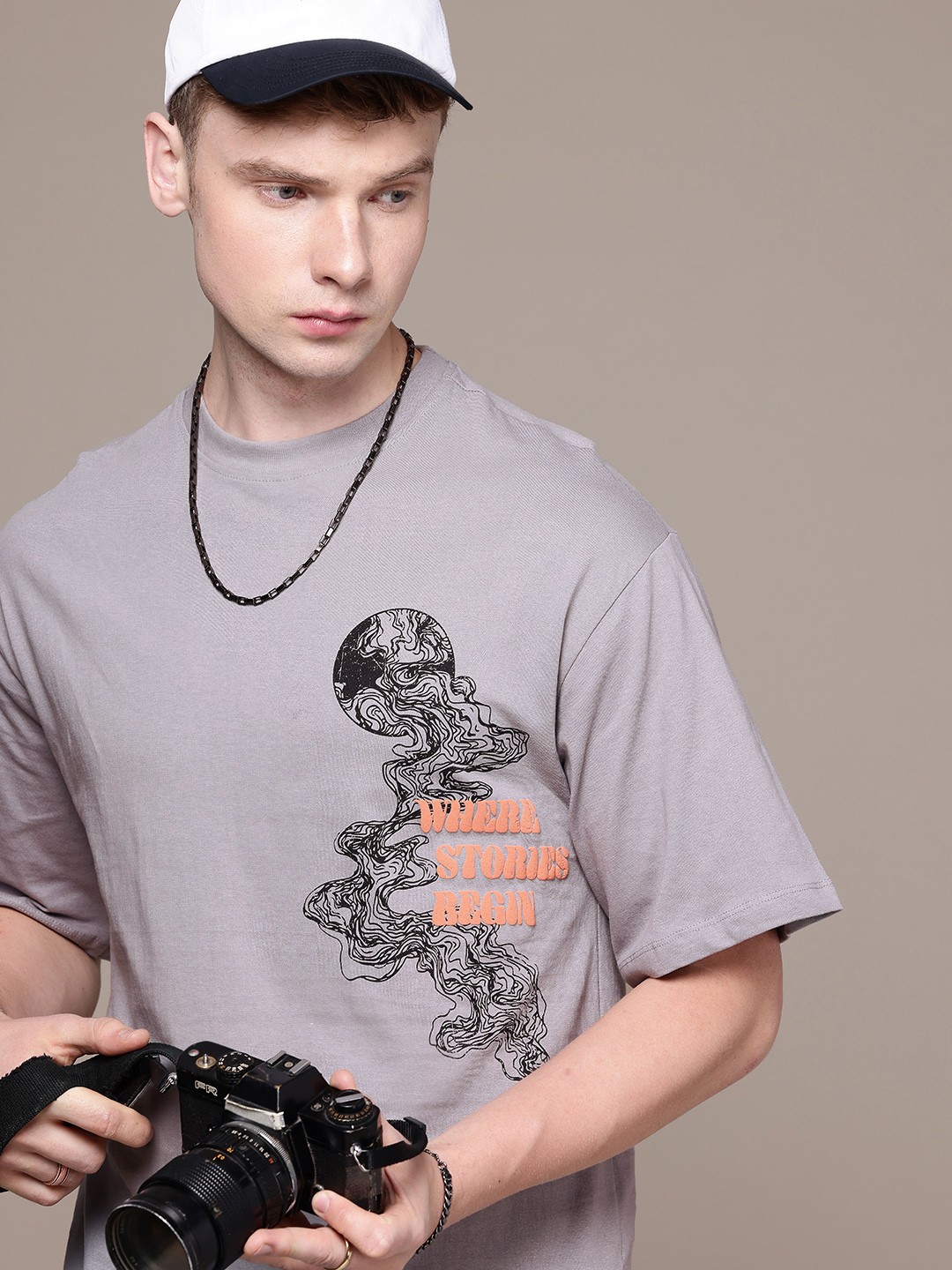 

The Roadster Life Co. Relaxed Fit Typography Printed Pure Cotton T-shirt, Grey