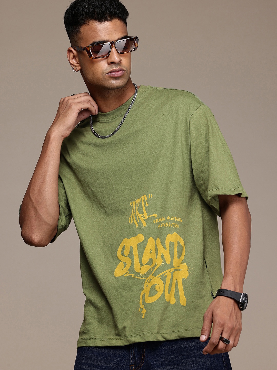 

The Roadster Lifestyle Co. Typography Printed Pure Cotton Relaxed Fit T-shirt, Olive