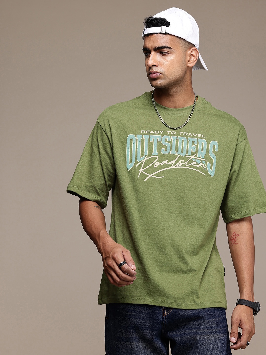 

The Roadster Lifestyle Co. Printed Relaxed Fit Drop-Shoulder Sleeves Pure Cotton T-shirt, Olive