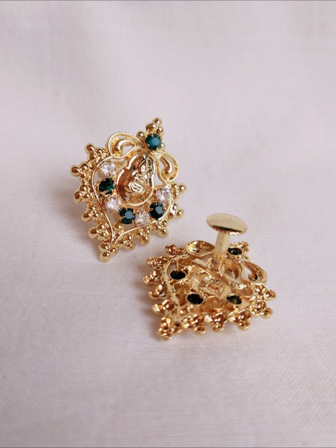 

kurdekars divuu Gold Plating Contemporary Artificial Beads Chandelier Studs Earrings