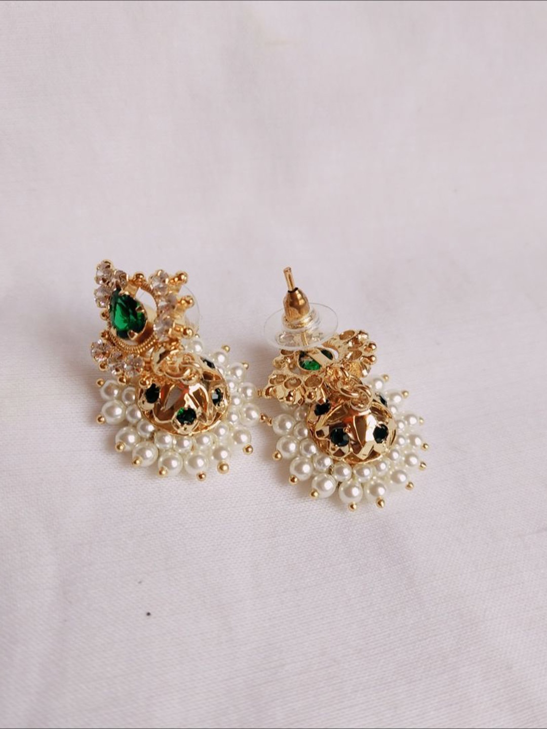 

kurdekars divuu Gold Plating Contemporary Artificial Beads Jhumkas