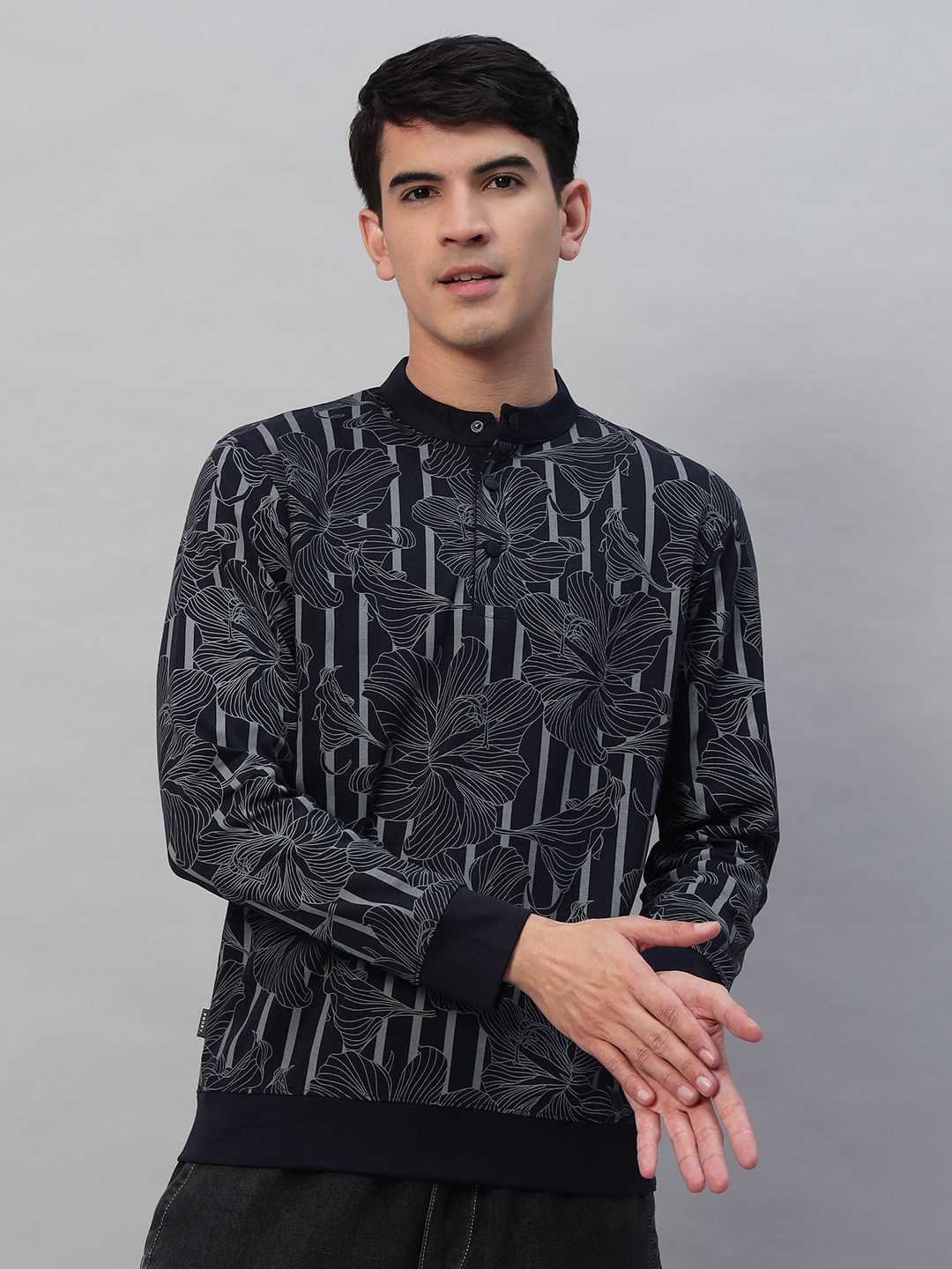 

PROFY Men Printed Sweatshirt, Navy blue