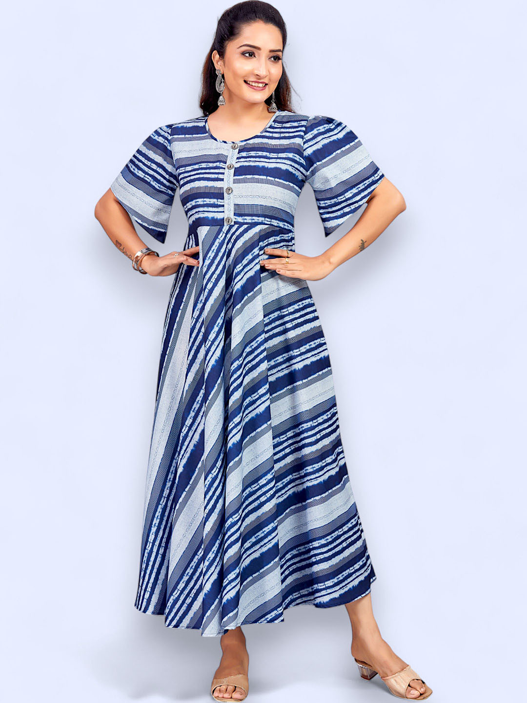 

PAMPER YOURSELF Women Floral Printed Mirror Work Floral Anarkali Kurta, Blue
