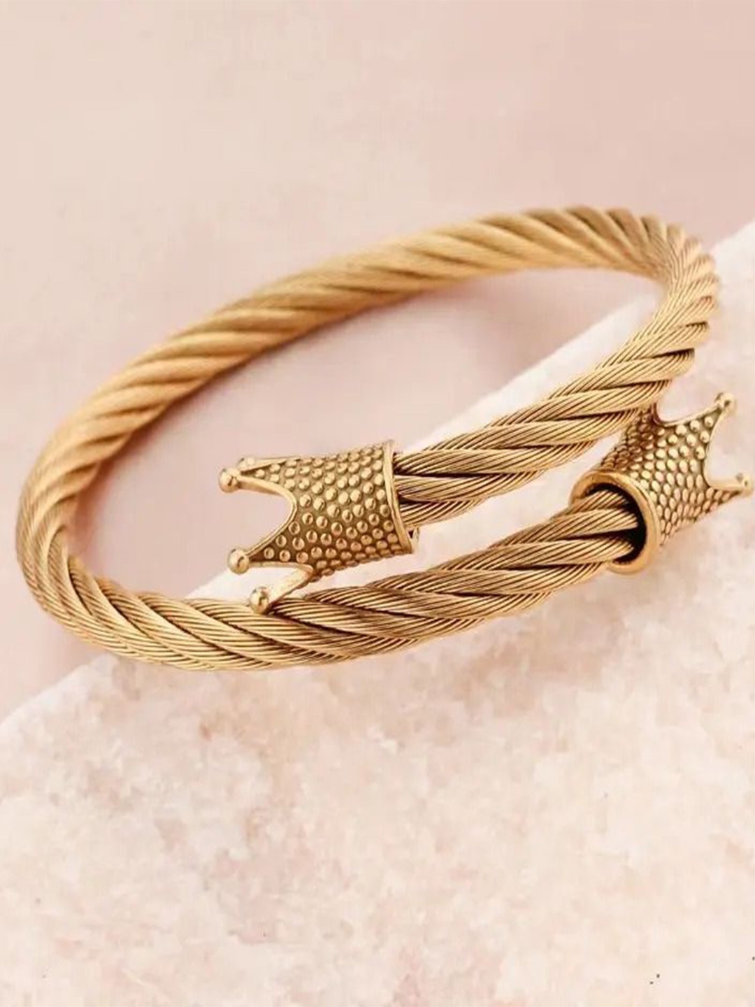 

The Roadster Lifestyle Co Men Gold-Plated Anti-Tarnish Kada Bracelet