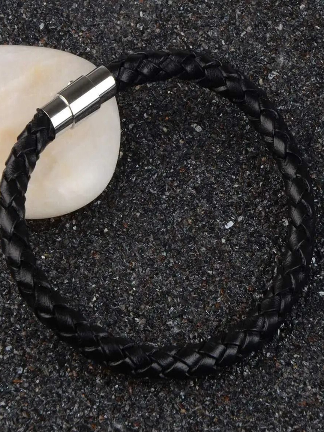 

The Roadster Lifestyle Co Men Silver-Plated Leather Braided Bracelet