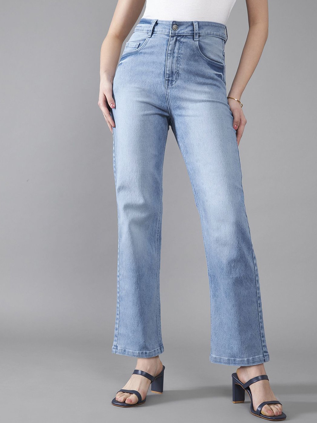 

DOLCE CRUDO Women Wide Leg High-Rise Light Fade Stretchable Jeans, Blue