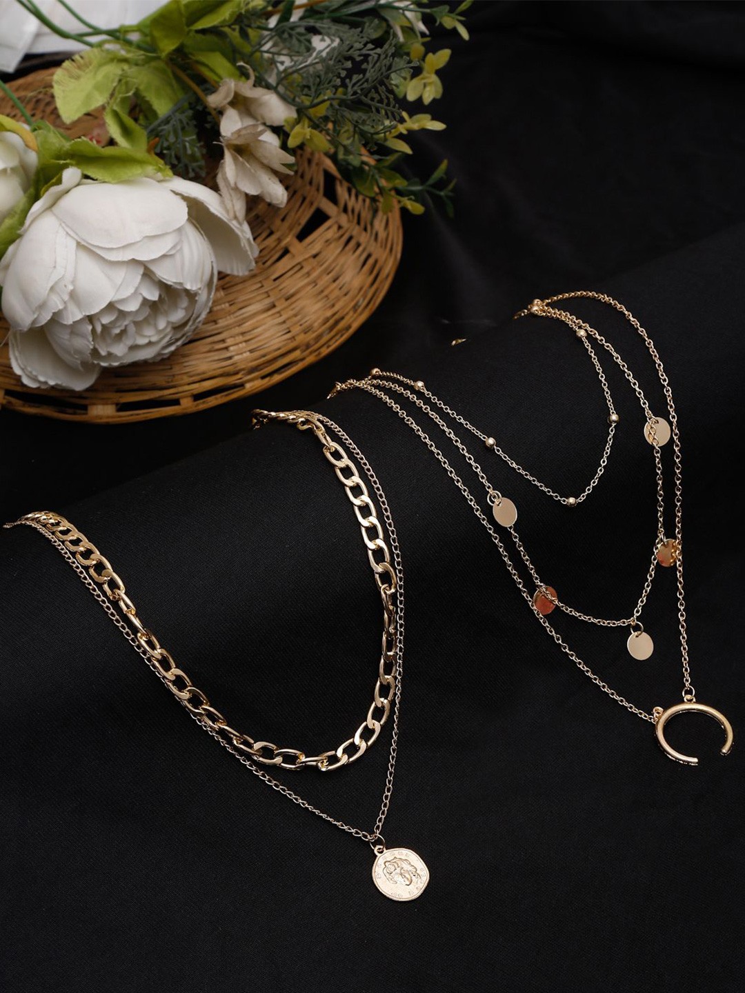

DIVASTRI Gold-Plated Necklace