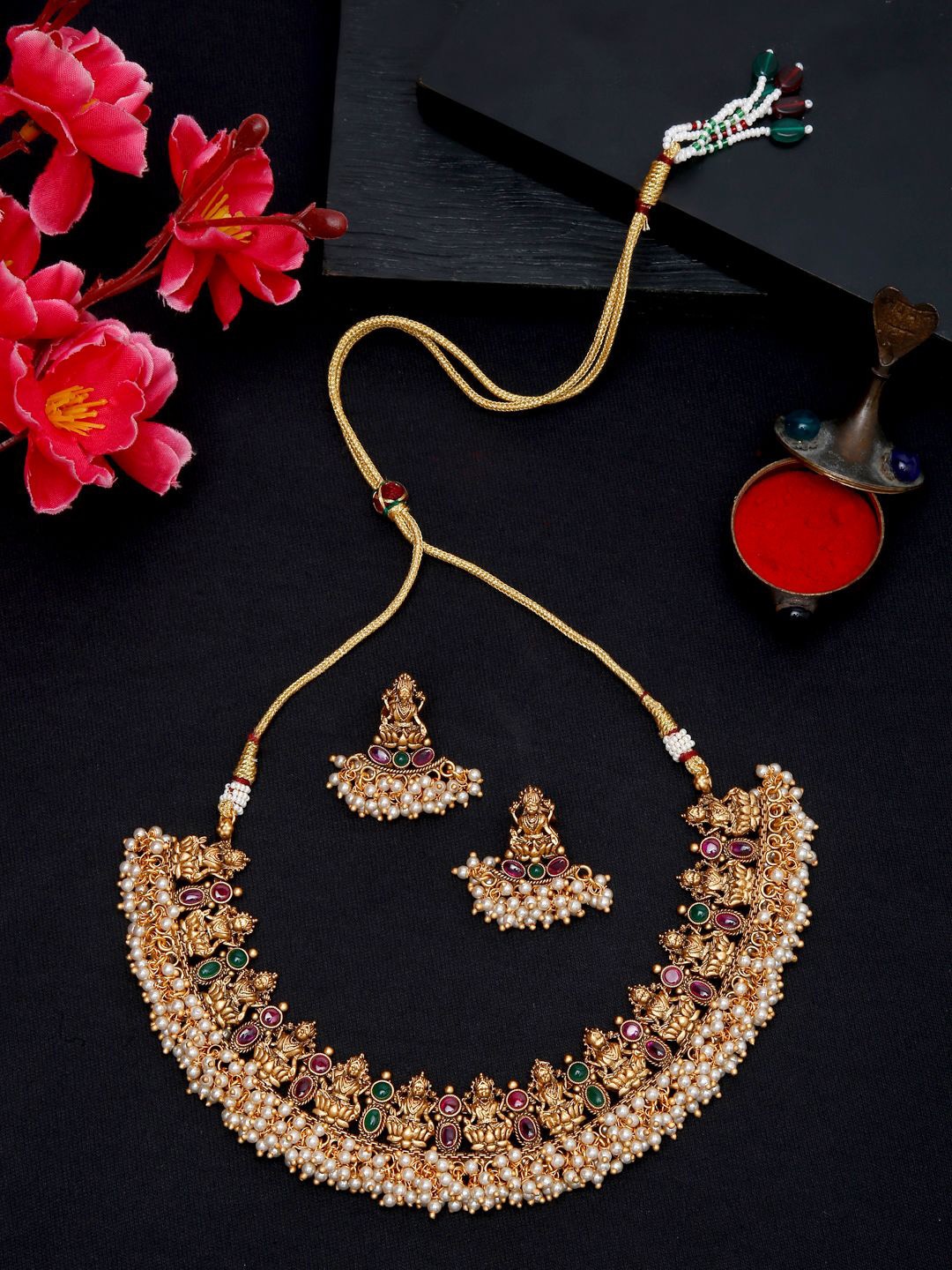 

DIVASTRI Gold-Plated Artificial Stone-Studded & Beaded Jewellery Set