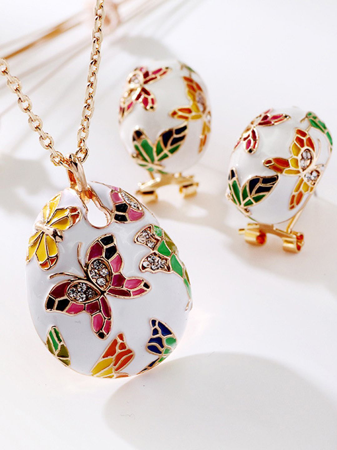 

DIVASTRI Gold-Plated Stone-Studded Jewellery Set