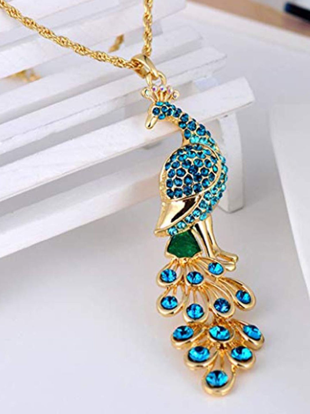 

DIVASTRI Gold-Plated Pendants