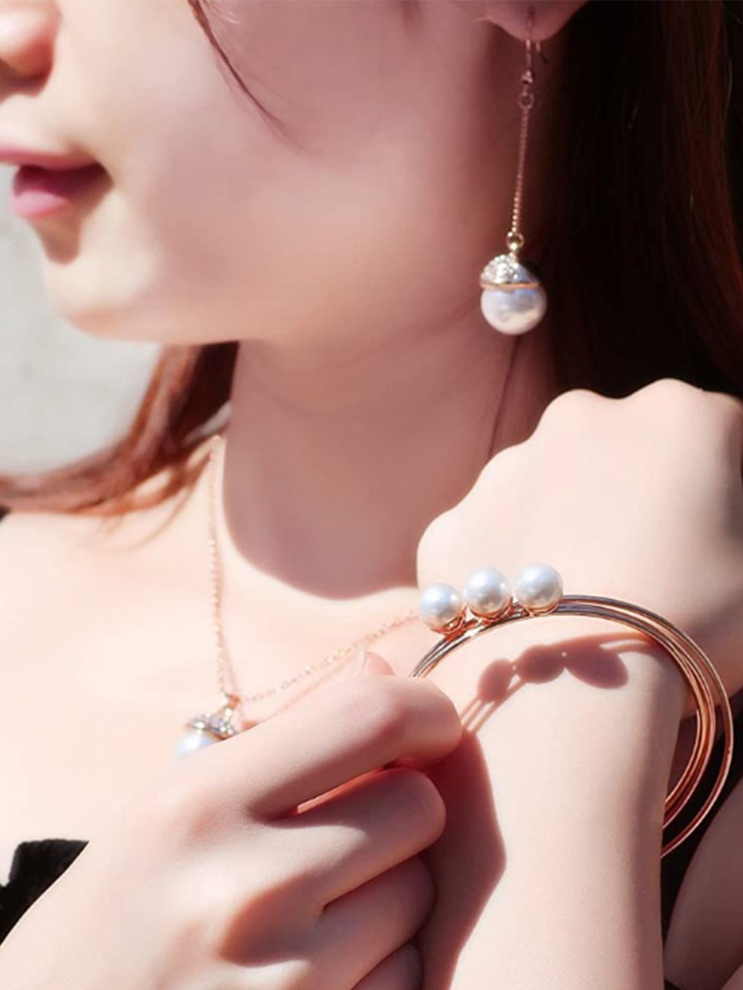 

DIVASTRI Gold-Plated Stone-Studded & Beaded Jewellery Set