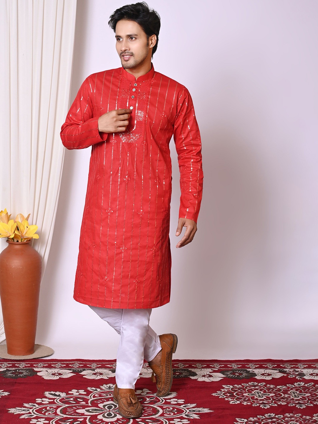 

BAESD Men Embroidered Regular Sequinned Kurta with Pyjamas, Red