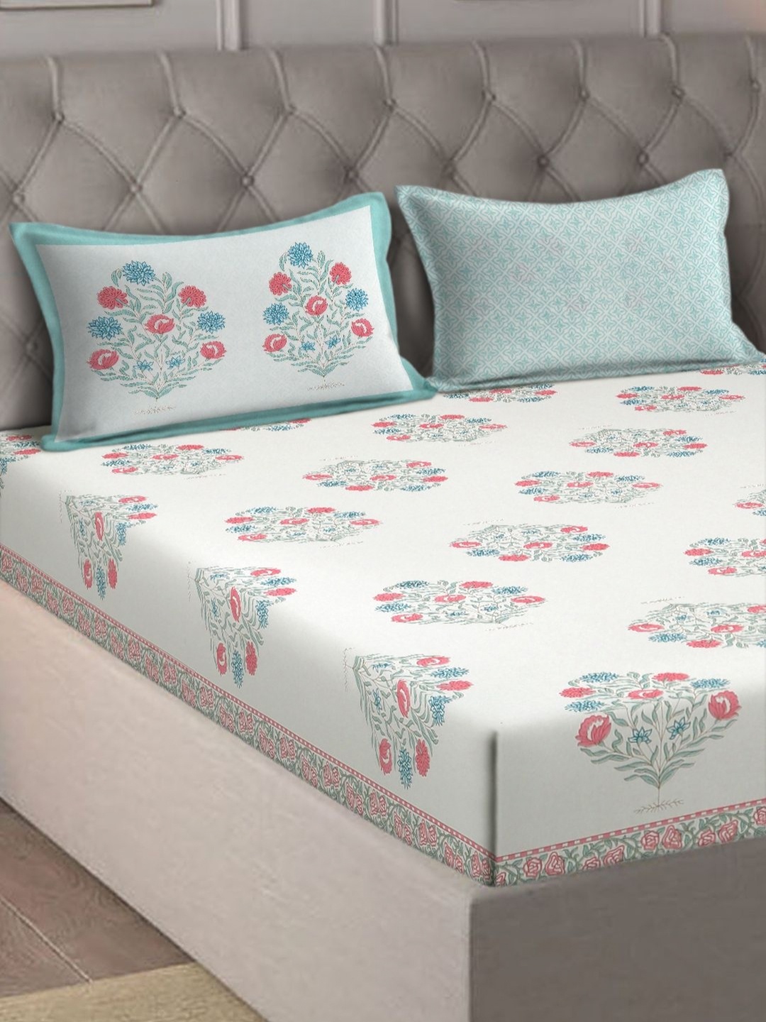 eyda White & Pink Floral 180 TC King Bedsheet with 2 Pillow Covers