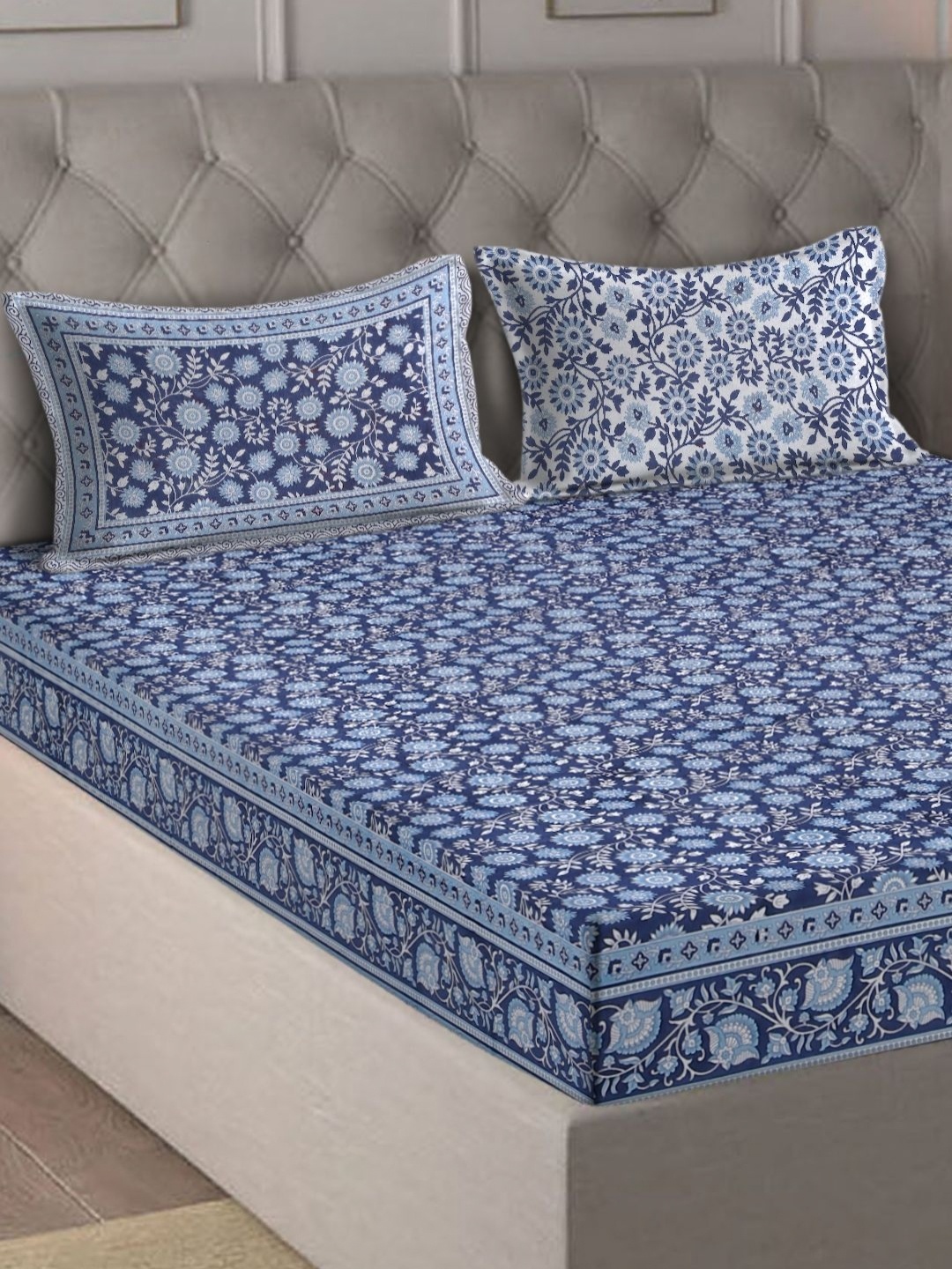 

eyda Blue Floral 180 TC King Bedsheet with 2 Pillow Covers