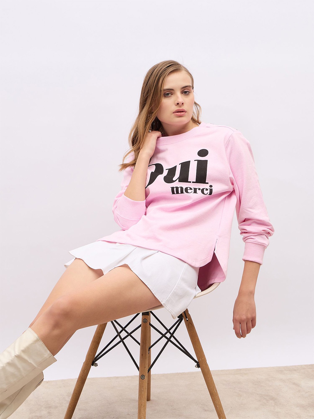 

Styli Women Regular Fit Long Length Sweatshirt with Shoulder Button, Pink