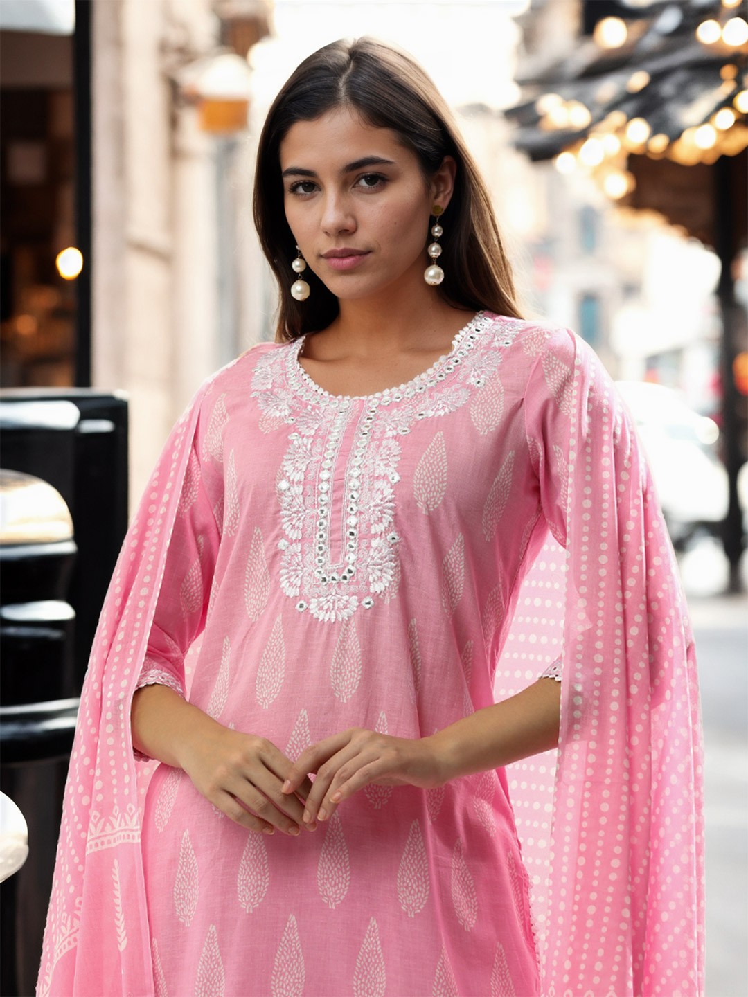 

Jaipur Kurti Women Floral Yoke Design Regular Thread Work Pure Cotton Kurta with Trousers & With Dupatta, Pink
