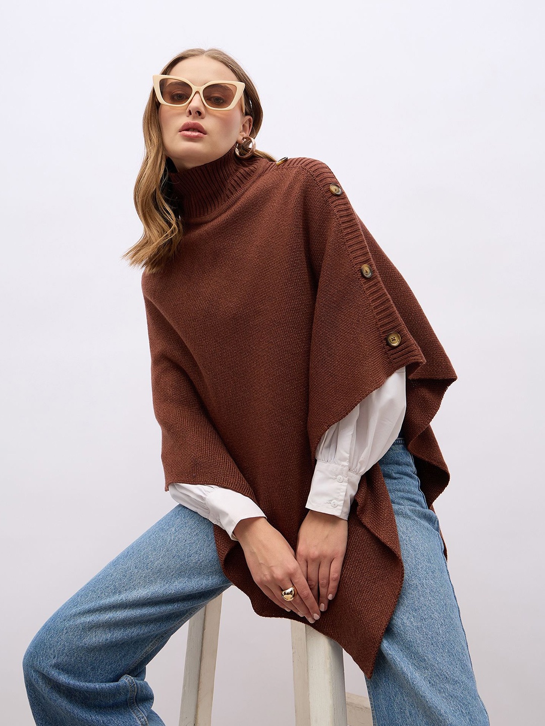 

Styli Women Asymmetric Poncho With Buttons, Brown