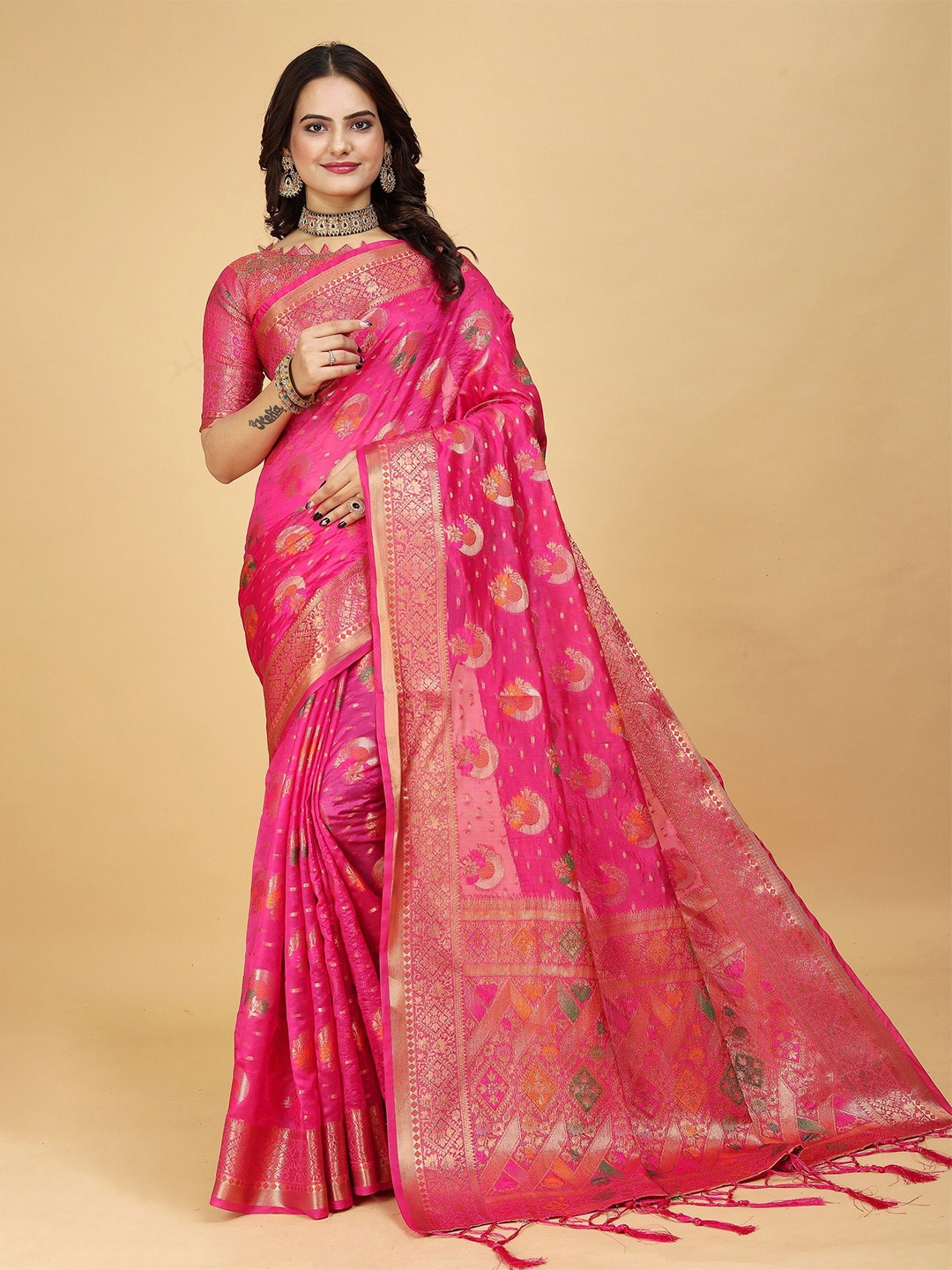 K 5 Fashion Embroidered Organza Saree, Peach