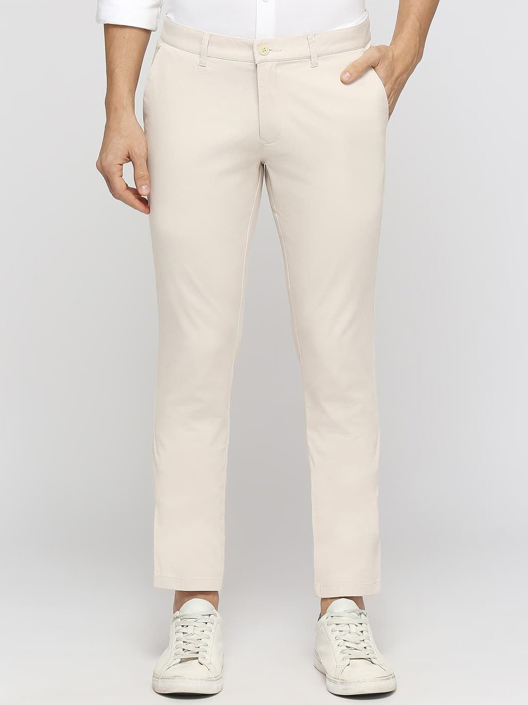 

Basics Men Mid-Rise Tapered Fit Regular Trousers, Off white
