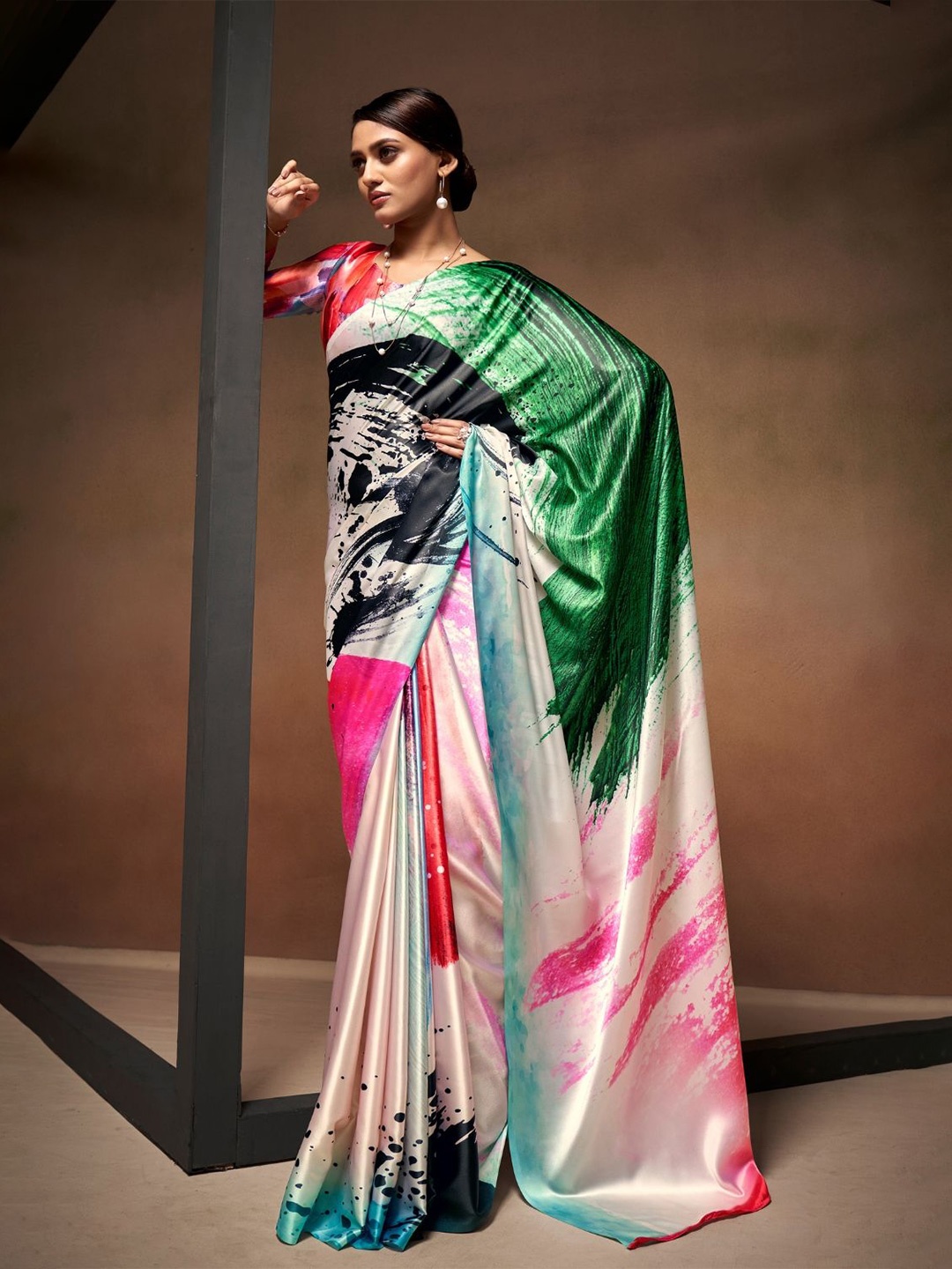 

DEVATITHI Soft Satin Silk Saree, White