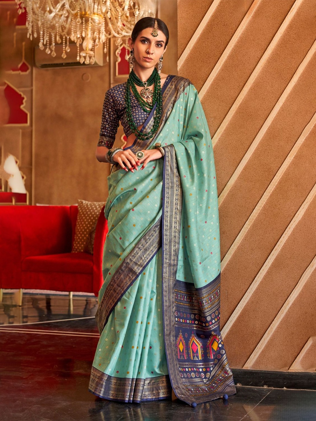 

DEVATITHI Pure Patola Saree, Green