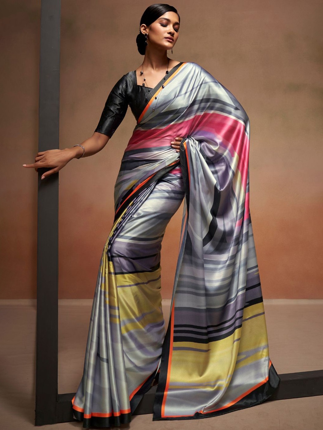 

DEVATITHI Striped Soft Satin Saree, Black