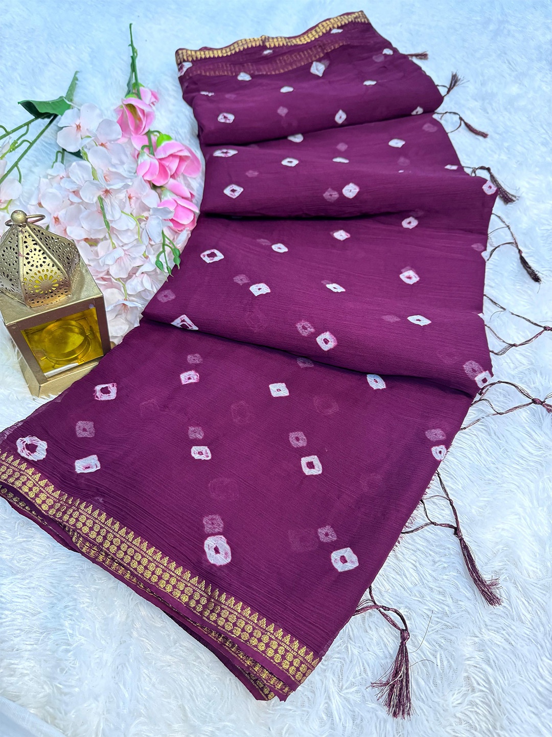 

DIVASTRI Bandhani Zari Saree, Burgundy